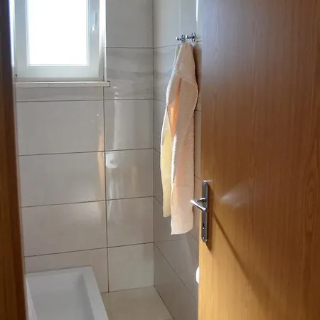 Studio 4563b Apartment